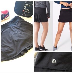 Lululemon🍋 Circuit Breaker II Skirt, EUC, 12 Tall